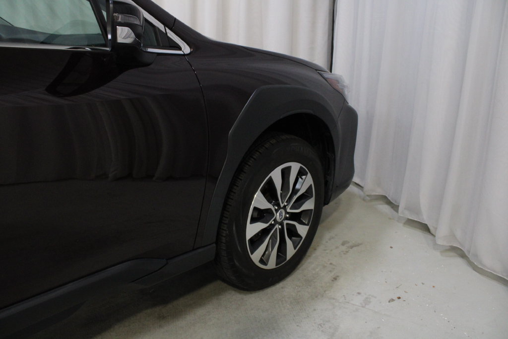 Used 2024 Subaru Outback Limited AWD/4WD image 29