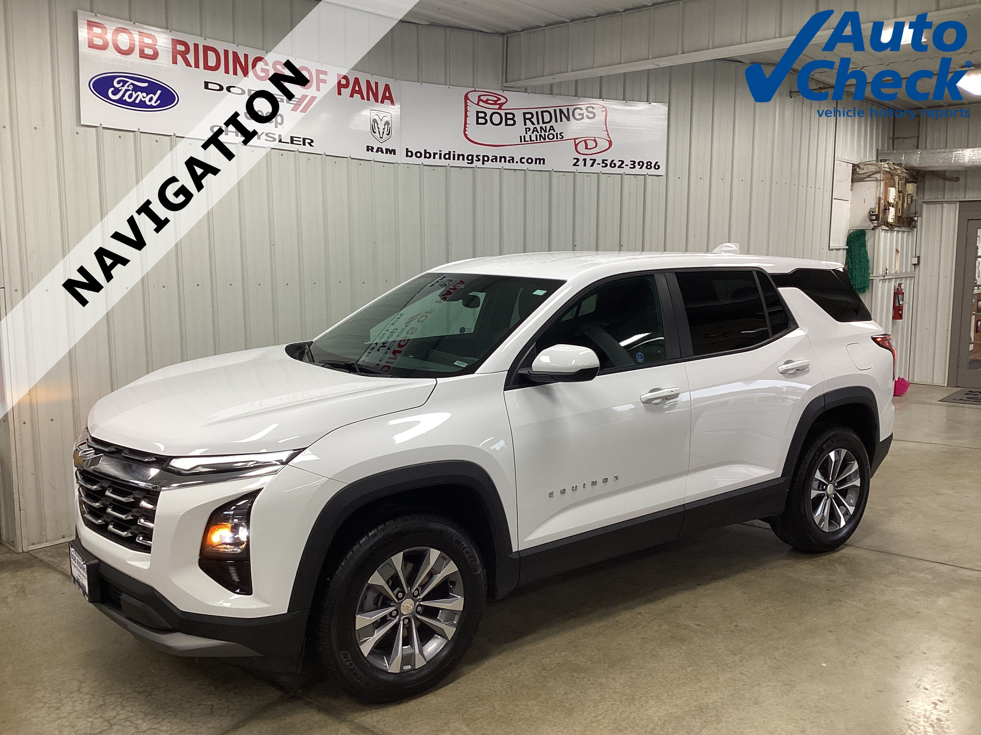 Used 2026 Chevrolet Equinox LT AWD/4WD image 1