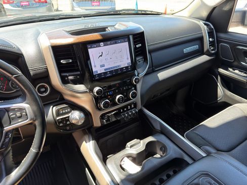 Used 2022 RAM 1500 Laramie AWD/4WD image 22