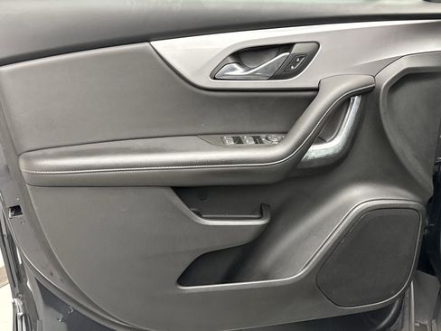 Used 2022 Chevrolet Blazer LT image 9