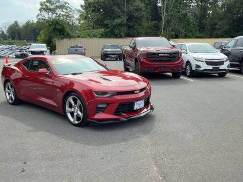 Certified 2018 Chevrolet Camaro SS RWD image 2