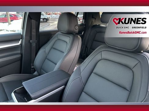 New 2026 GMC Terrain Elevation w/ Elevation Premium Package image 17