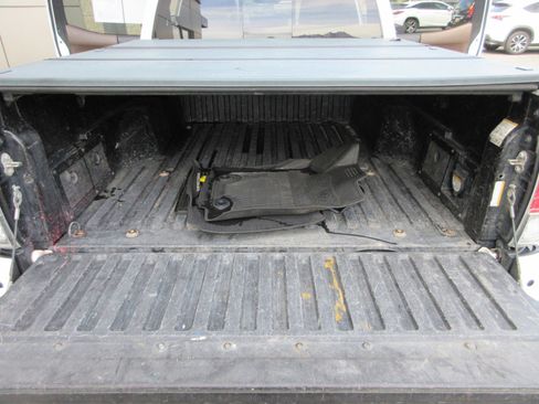 Used 2017 Toyota Tacoma Limited AWD/4WD image 50