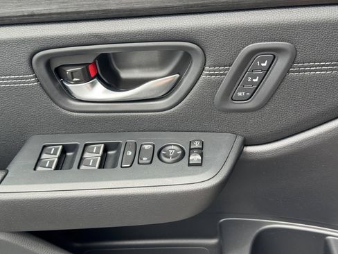Certified 2026 Honda Pilot Touring image 28