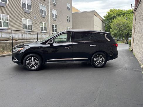 Used 2020 INFINITI QX60 Luxe w/ Essential Package AWD/4WD image 3