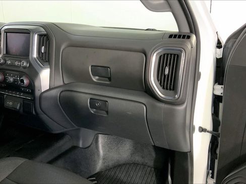 Used 2022 Chevrolet Silverado 1500 RST AWD/4WD image 17