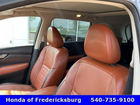 Used 2017 Nissan Rogue SL w/ SL Premium Package AWD/4WD image 34