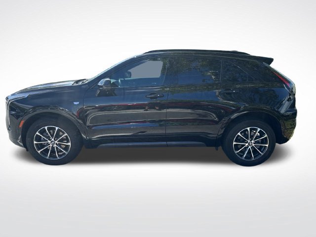 Used 2025 Cadillac XT4 Sport FWD image 2