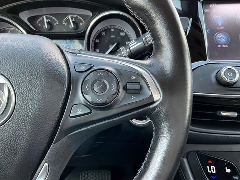 Used 2020 Buick Envision Essence image 24