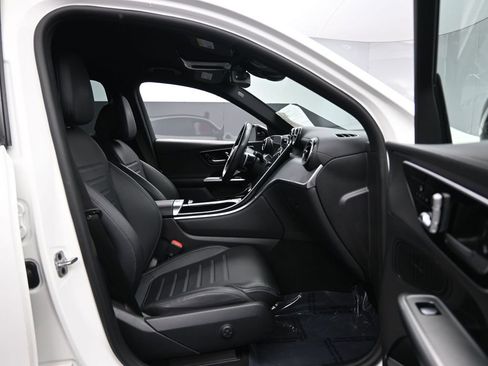 Used 2023 Mercedes-Benz GLC 300 image 25