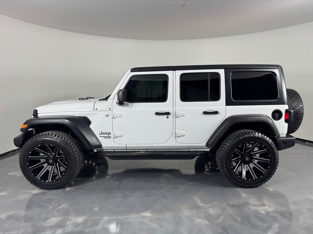 Used 2018 Jeep Wrangler Unlimited Sport S AWD/4WD image 8