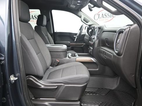 Used 2020 Chevrolet Silverado 1500 LT Trail Boss image 10