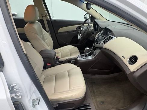 Used 2012 Chevrolet Cruze LT FWD image 33