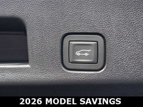 New 2025 Chevrolet Traverse High Country w/ LPO, Floor Liner Package image 21