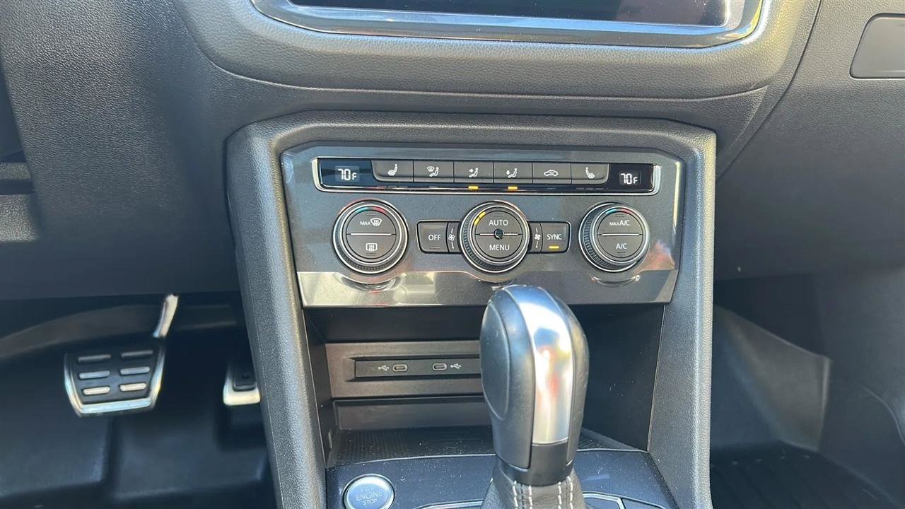 Used 2021 Volkswagen Tiguan SE R-Line AWD/4WD image 27