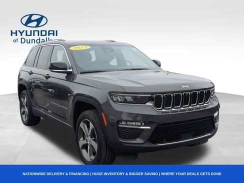Used 2023 Jeep Grand Cherokee 4WD 4xe w/ Luxury Tech Group II image 11
