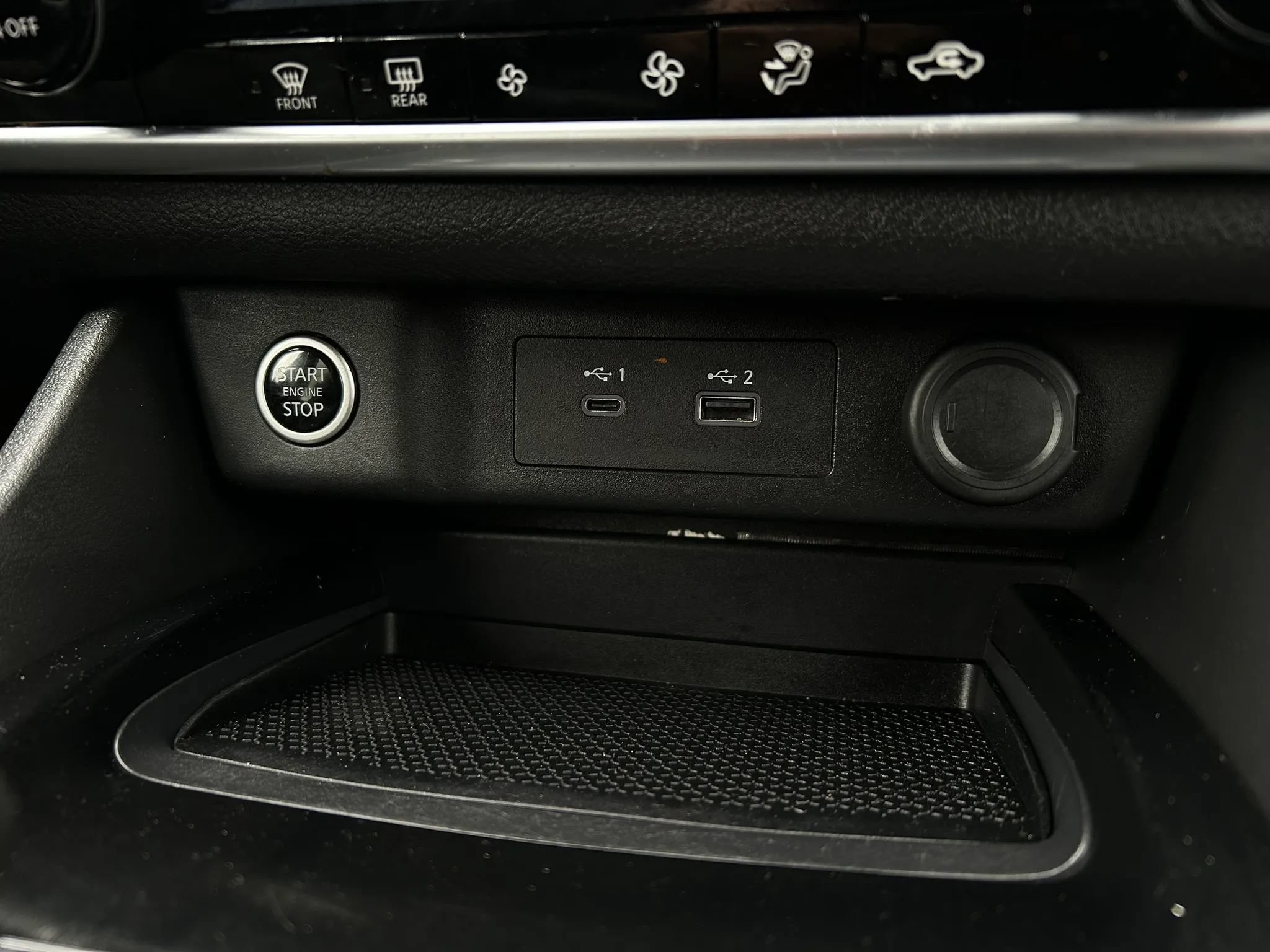 Used 2023 Nissan Rogue SV AWD/4WD image 15