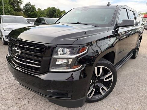 Used 2018 Chevrolet Suburban LT w/ RST Edition RWD image 1