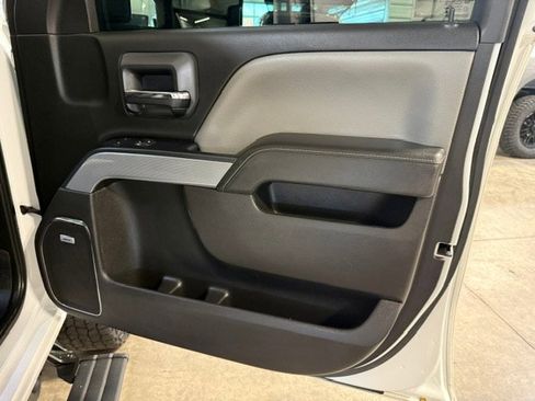Used 2019 Chevrolet Silverado 2500 LTZ w/ Duramax Plus Package AWD/4WD image 6
