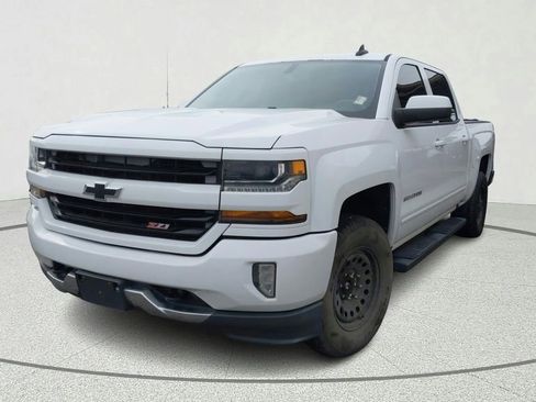 Used 2017 Chevrolet Silverado 1500 LT w/ All Star Edition AWD/4WD image 3