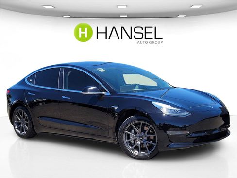 Used 2019 Tesla Model 3 Standard Range Plus RWD image 1