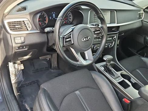 Used 2019 Kia Optima S image 10