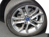 Used 2020 Ford Fusion SEL image 5