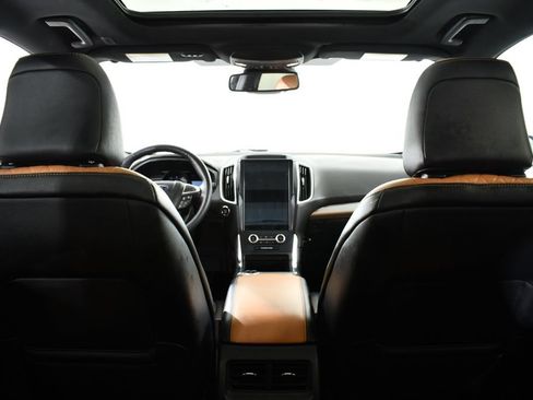 Used 2024 Ford Edge Titanium w/ Titanium Elite Package AWD/4WD image 17