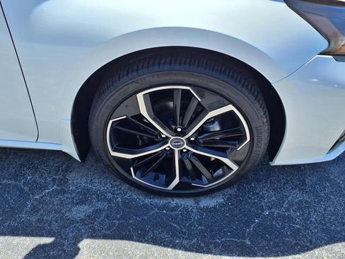 Used 2024 Nissan Altima 2.5 SR FWD image 4