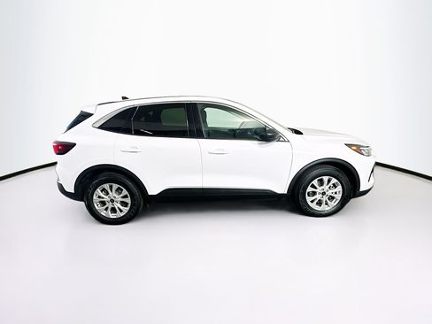 Used 2024 Ford Escape Active FWD image 10