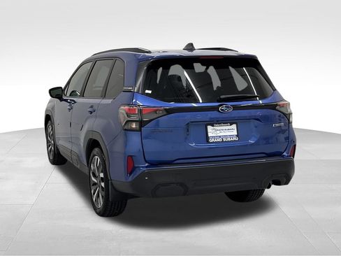 Used 2026 Subaru Forester Touring AWD/4WD image 4