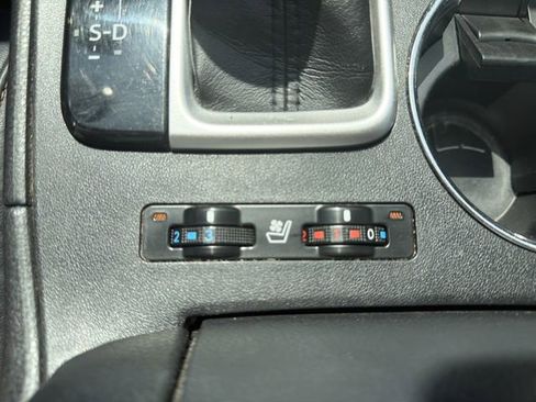 Used 2019 Toyota Highlander Limited image 37