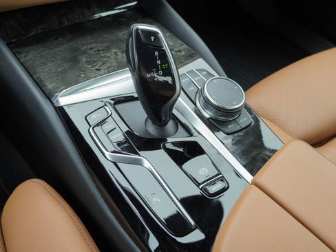 Certified 2023 BMW 530i w/ Premium Package RWD image 26
