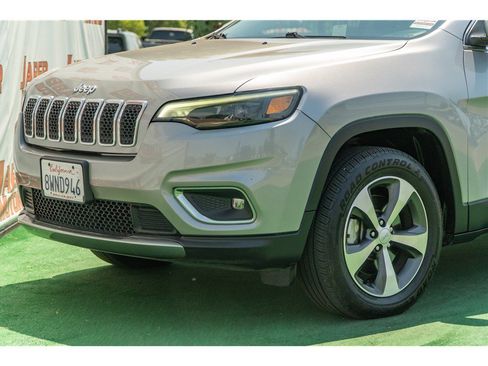 Used 2020 Jeep Cherokee Limited AWD/4WD image 22
