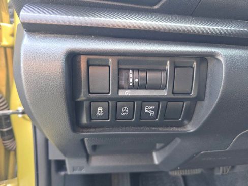 Used 2022 Subaru Crosstrek 2.0i Premium w/ Moonroof Package image 27