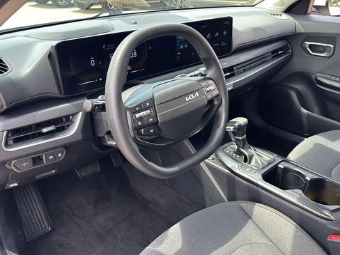 Used 2025 Kia K4 FWD image 16