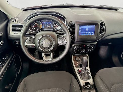 Used 2018 Jeep Compass Sport w/ Tech Group AWD/4WD image 23