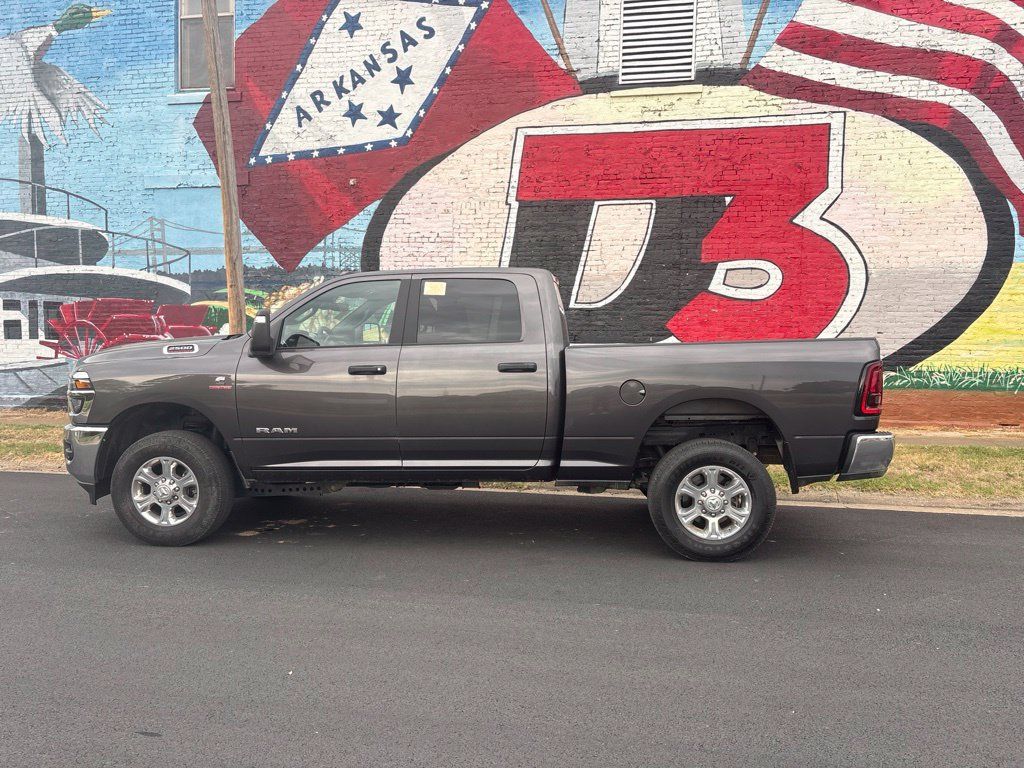 Used 2025 RAM 2500 Big Horn AWD/4WD image 3