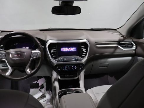 Used 2023 GMC Acadia SLT w/ Technology Package image 18