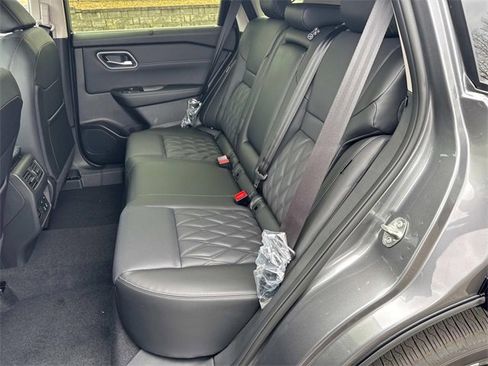 New 2026 Nissan Rogue Platinum w/ Platinum Premium Package image 16