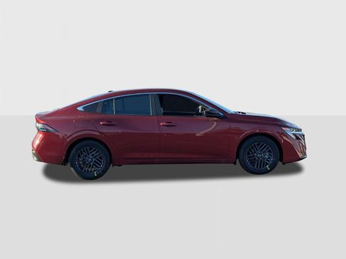 Used 2026 Nissan Sentra SV w/ SV Convenience Package FWD image 6