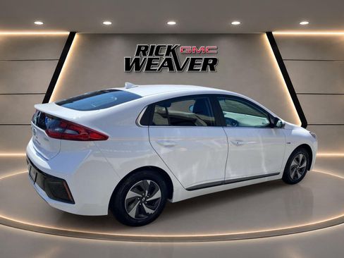 Used 2017 Hyundai Ioniq SEL w/ Tech Package 02 FWD image 7