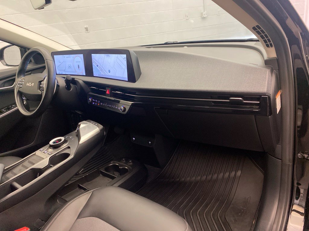 Used 2024 Kia EV6 Light AWD/4WD image 24