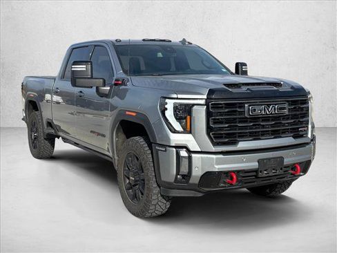 Used 2024 GMC Sierra 2500 AT4 w/ AT4 Preferred Package image 3