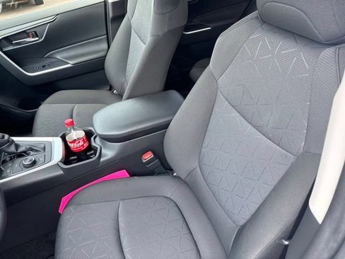 Used 2025 Toyota RAV4 XLE w/ Convenience Package AWD/4WD image 24