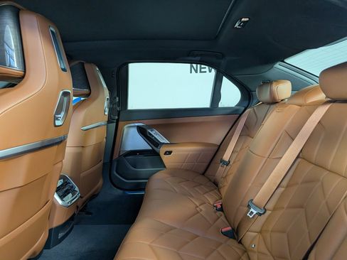 New 2026 BMW 760i xDrive 760i xDrive w/ Executive Package image 13