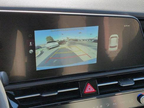 New 2026 Kia Niro EX FWD image 15