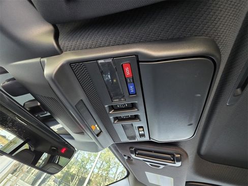 New 2026 Subaru Outback Limited image 34