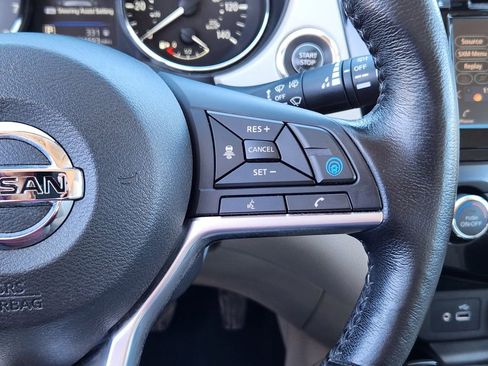 Used 2019 Nissan Rogue Sport SV w/ Technology Package image 19