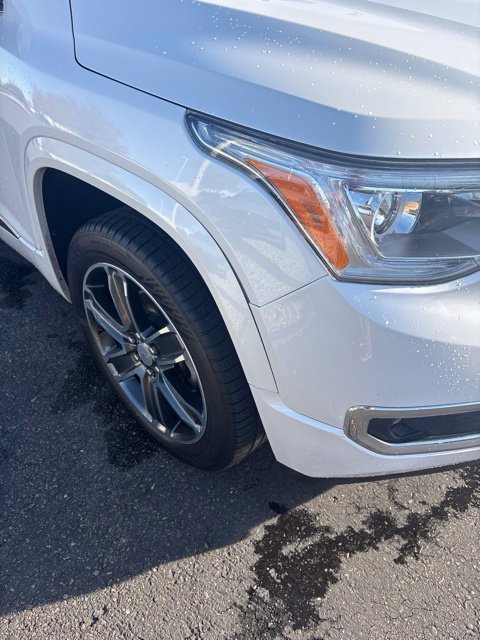 Used 2017 GMC Acadia Denali AWD/4WD image 11